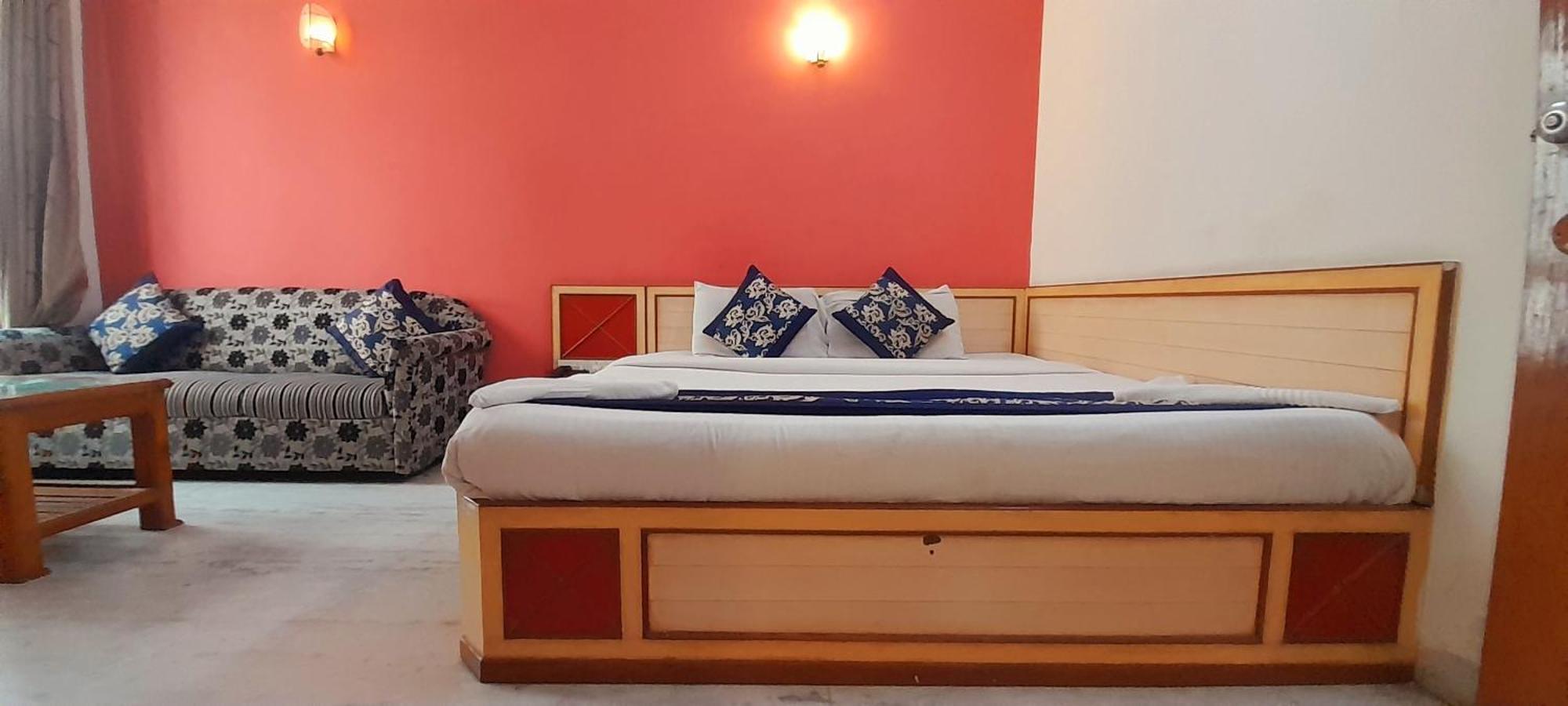 Hotel Indore Palace - Feel At Home Shirdi Esterno foto