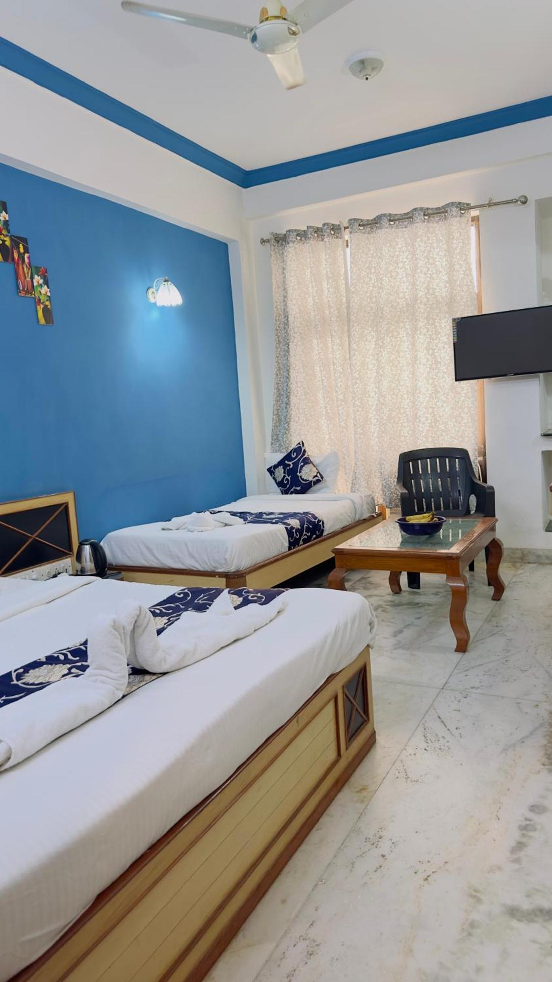 Hotel Indore Palace - Feel At Home Shirdi Esterno foto