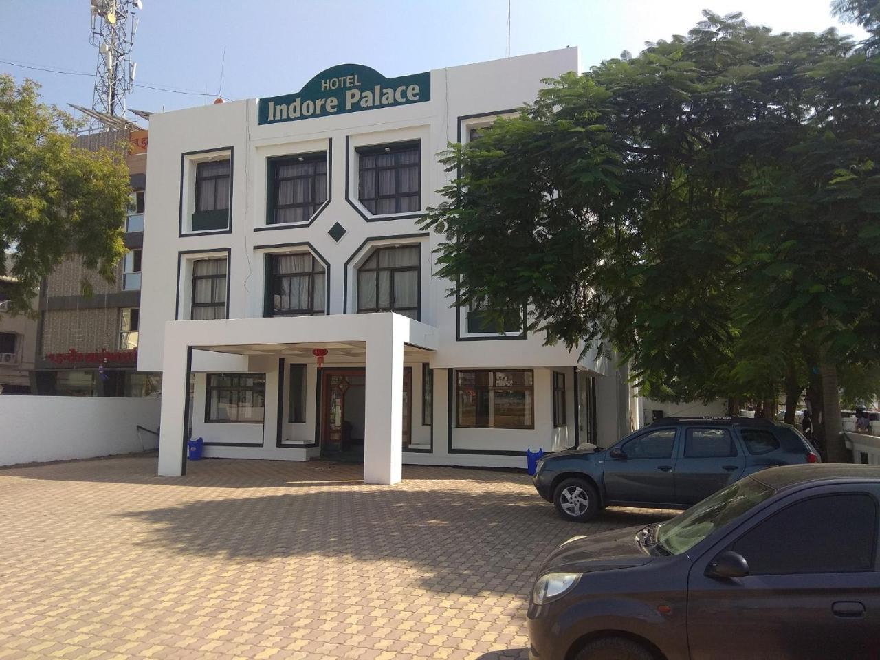 Hotel Indore Palace - Feel At Home Shirdi Esterno foto